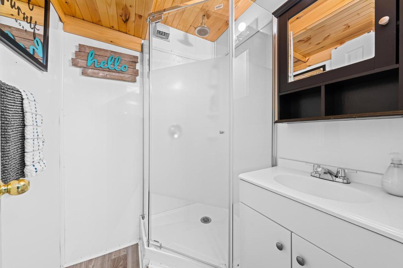 Cottage Binx Bracebridge Esterno foto
