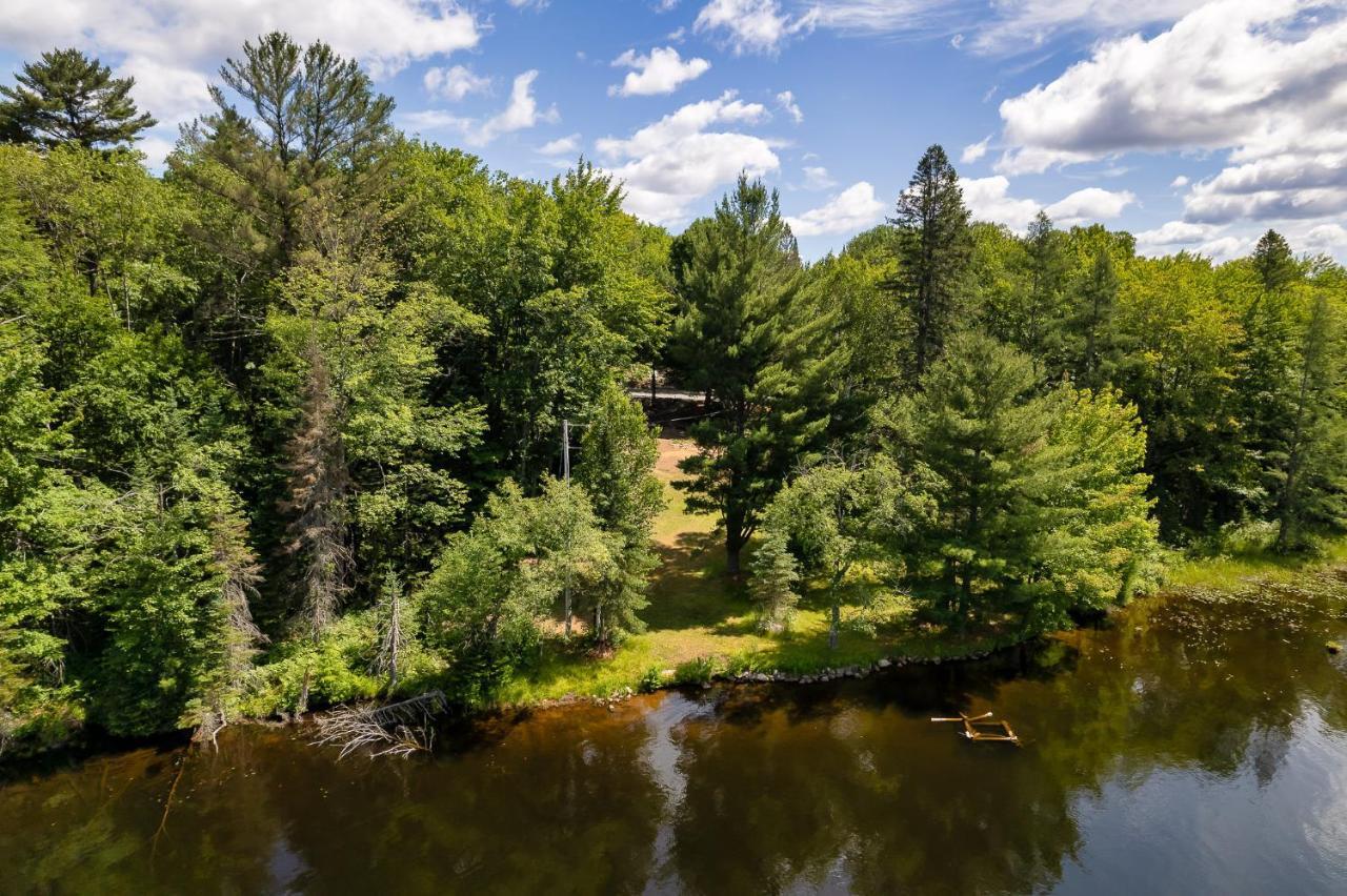 Cottage Binx Bracebridge Esterno foto